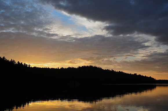 Sunrise on Boundary Lake