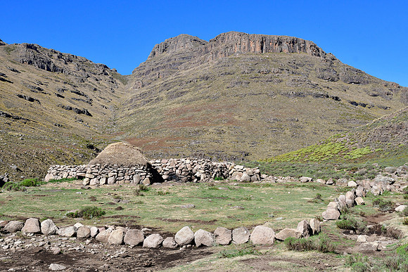 A herdsman's hut en route to Yodler's Pass
