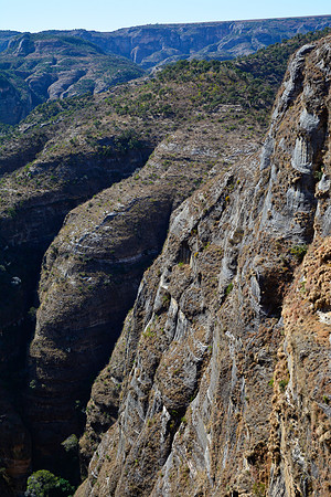 En route from Sakamalio to the Piscine Naturelle, Isalo National Park