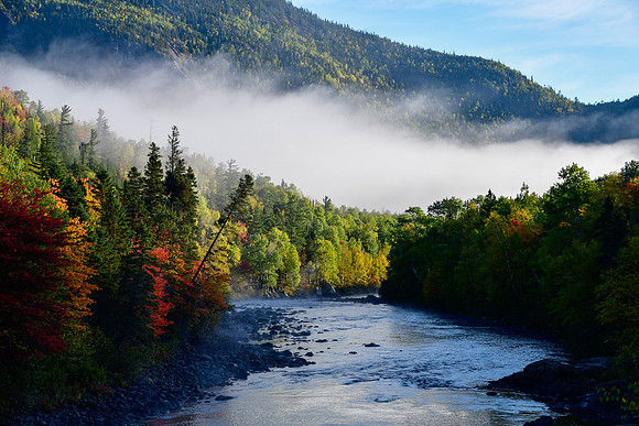 Looking down the Rivière Malbaie from the bridge, Parc des Hautes-Gorges-de-la-Rivière-Malbaie