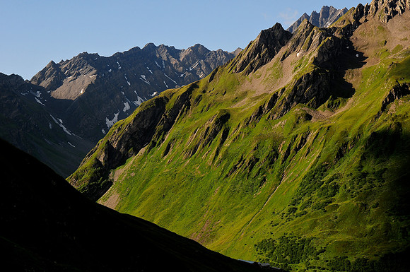 View on the way up to the Col du Névé de la Rousse