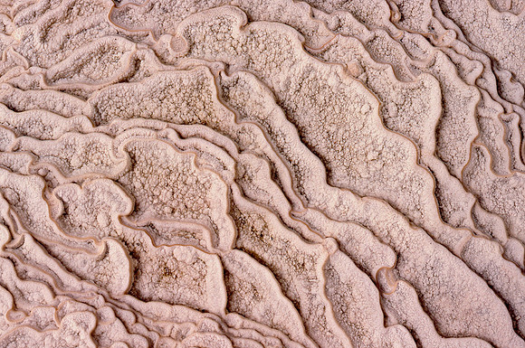 Patterns in the Tufa, Rabittkettle Hotsprings