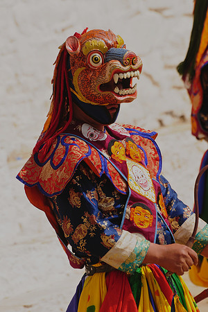 Masked dancer