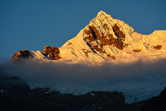 Sunrise on Nevado Tayapampa from Tayapampa camp