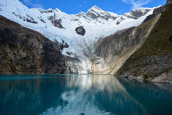 Rinrijirca and Arhueycocha