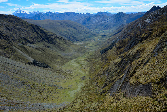 Looking north from Yanacon Pass