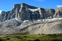 An unnamed mountain southeast of Cataract Pass