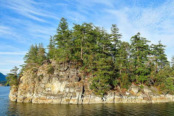 North Cumre Island from West Cumre Island