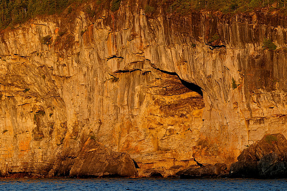 Cave Point cliff face