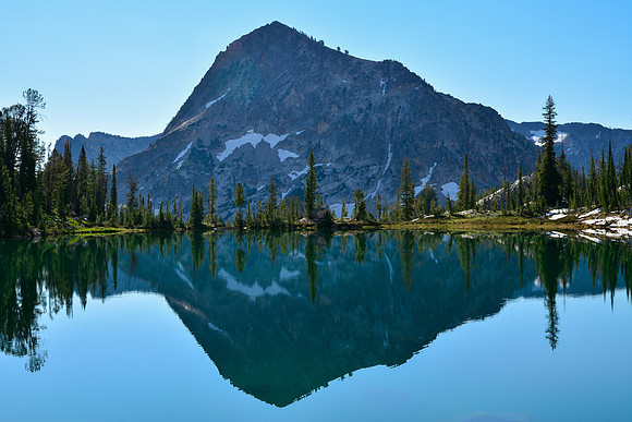 Mount Everly from the largest of the three lakes west of it, Sawtooth Wilderness