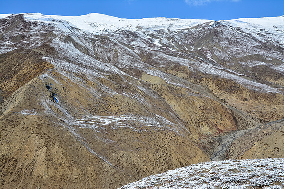 Fresh snow near Namgung