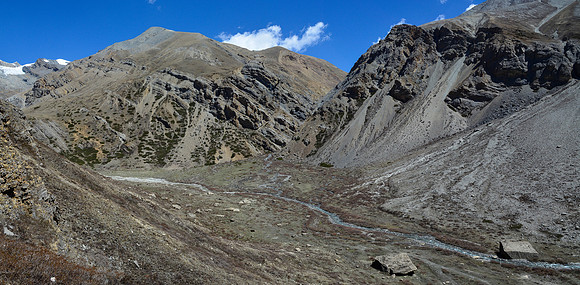 The valley of the Ghyampo Kapuwa Khola north of Lar Tsa Camp