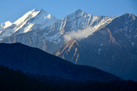 The mountains southeast of Ringmo