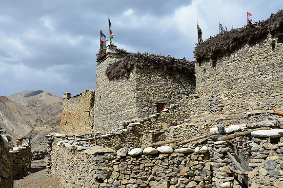 Houses in Chharka