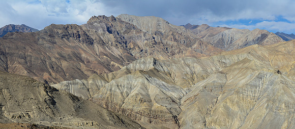 The view on the descent from Karang to Tora Sumda