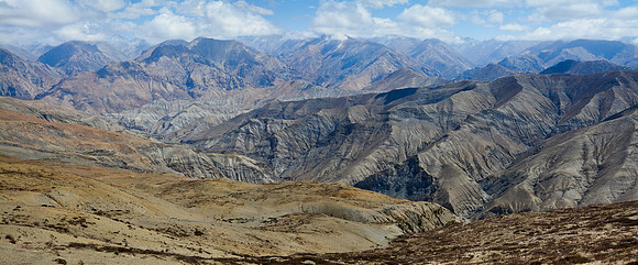 The mountains east of Saldang
