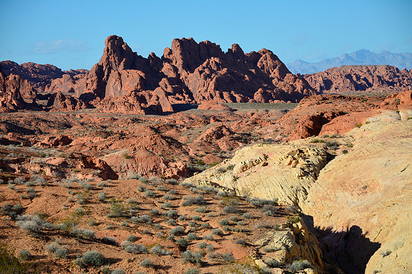 Looking north from the White Domes Trail, Valley of Fire State Park
