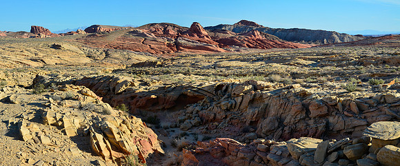 Looking  north near Parking Area #1 on the White Domes Scenic Byway, Valley of Fire State Park
