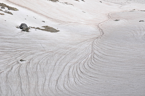 The descent to Titcomb Basin from Knapsack Col, Wind River Range