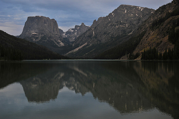Squaretop Mountain and The Bottle above Upper Green River Lake, Wind River Range