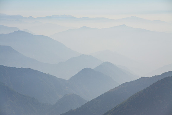 Looking south on the descent from Lamite Bhanjyang to Yamphudin