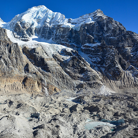 Kabru and the Yalung Glacier, from Oktang