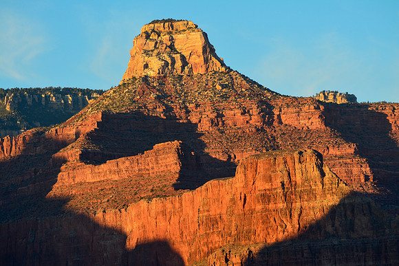 Sunset on Buddha Temple from Plateau Point