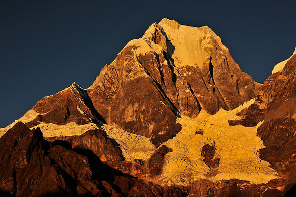 Yerupaja from above Carhuacocha, Huayhuash Circuit