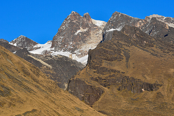 The peak above Samanapampa