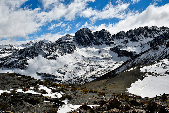 Wawanaki and its southwest ridge from the summit of Cerro Milluni