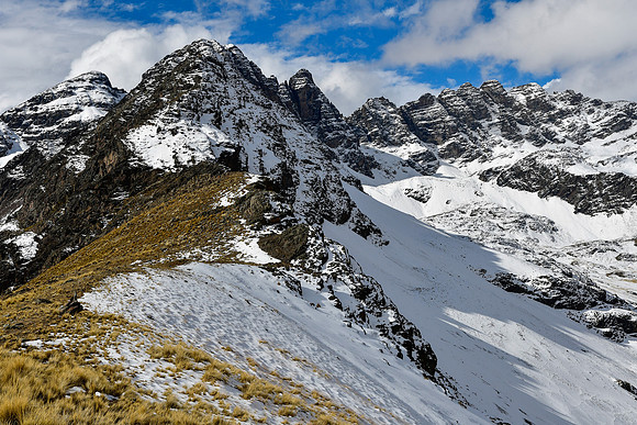 Wawanaki (on the right skyline) from its southwest ridge