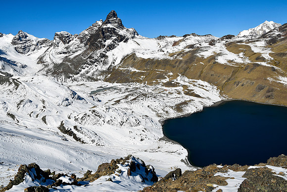 Cerro Aguja Negre and Laguna Chiar Khota viewed on the descent from Apacheta Pass