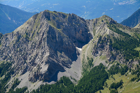 The Montagne de Chalve from the summit of Pic du Vacivier