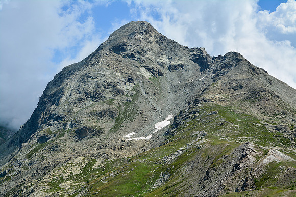 The Tête du Pelvas from the Crête de Peyra Plata