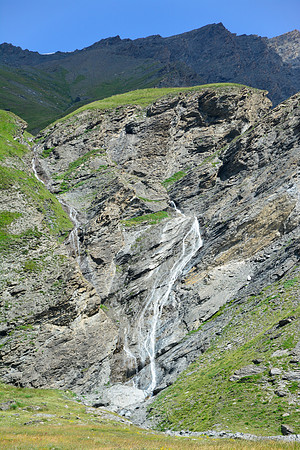 The waterfall on the north side of the Vallone di Soustra.