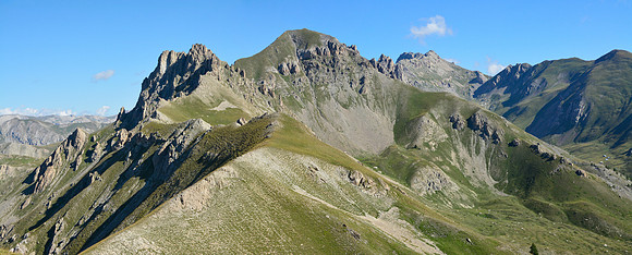 The Testas and Pic des Chalanches from the summit of Garnier