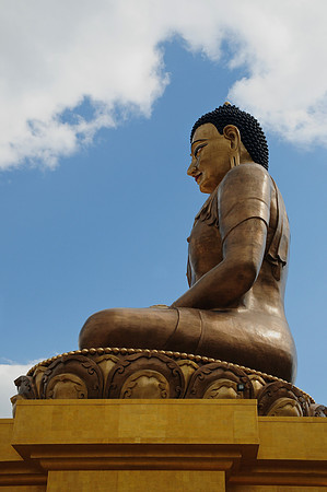 The giant statue of Buddha above Thimphu