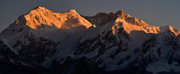 Sunrise on Kabru and Kangchenjunga from just north of Danphebir Pass
