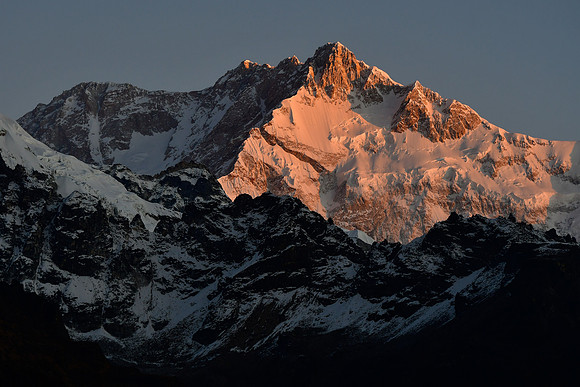 Sunrise on Kangchenjunga from Dzongri Top