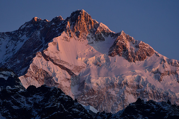 First light on Kangchenjunga from Dzongri Top