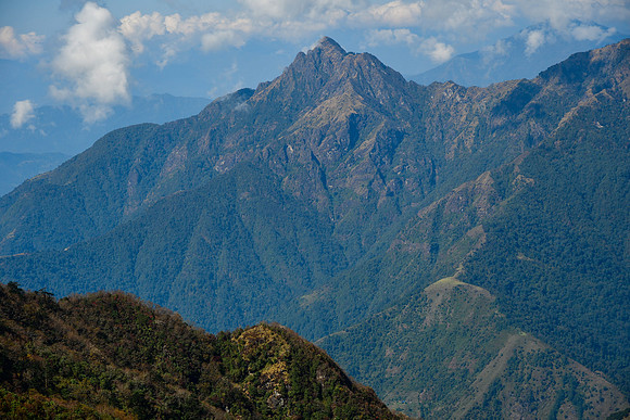 Looking into Nepal en route from Chiwabhanjang to Dhor on the Singalila Ridge