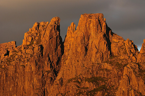 Sunset on Mount Geryon from Lake Elysia, The Labyrinth, Cradle Mountain-Lake St. Clair National Park