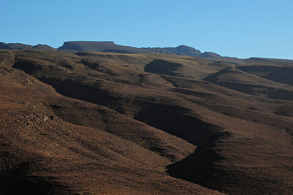 East of Igli, Jebel Sahro