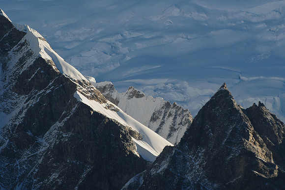 One of the ridges of Gangchen Singye (Table Mountain)