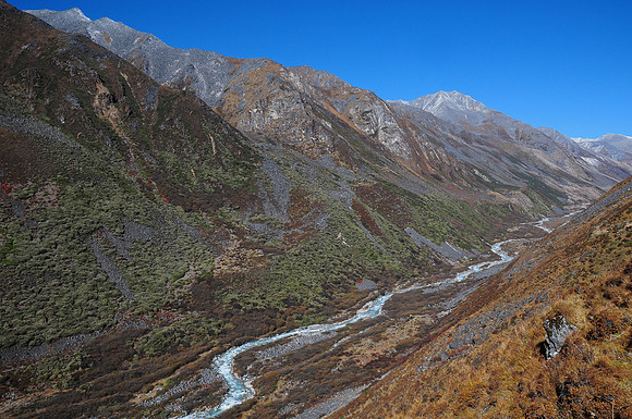 Looking back to the valley of the Sasha Chhu on the approach to the Phodrang La