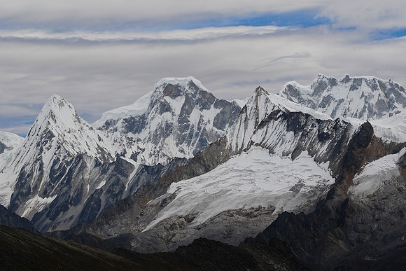 The view from the Karakachu La
