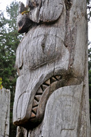 Haida pole, SGang Gwaay Llnagaay (Ninstints), Gwaii Haanas National Park