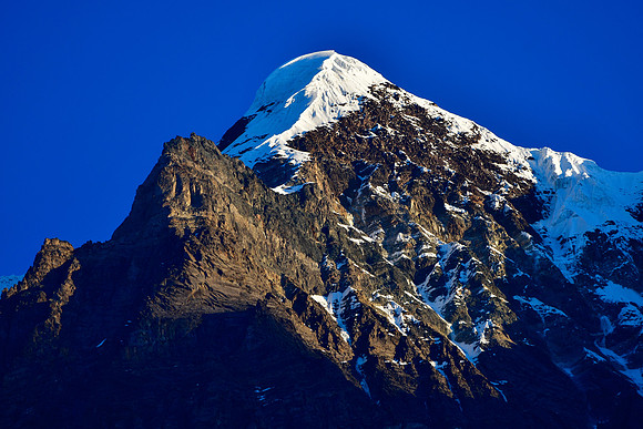 Sunrise on the south face of Shringi Himal from Chumling