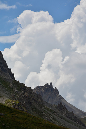The Clochetons de Lanserlia from the Vallon de la Rocheure