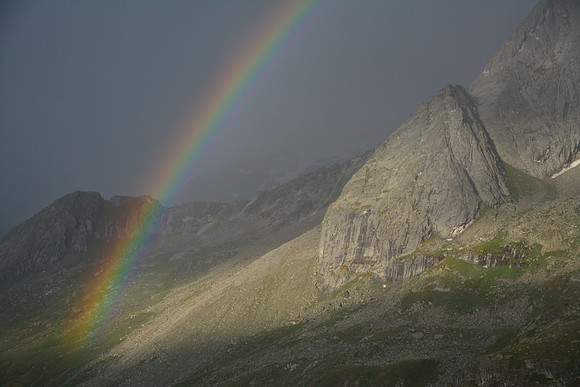 Rainbow over Pointe de l'Observatoire, from the Refuge de Péclet-Polset